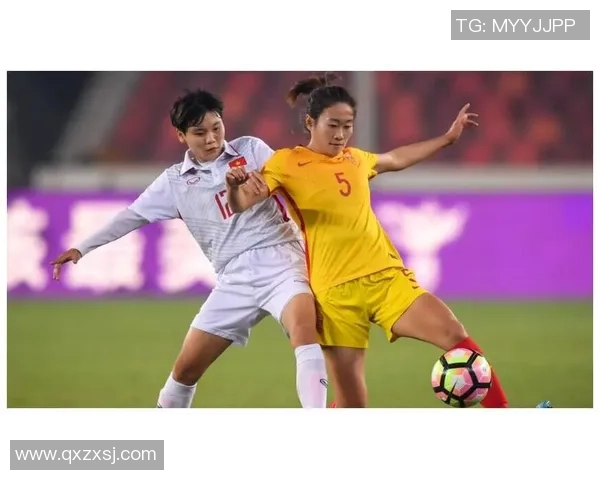 女足球星脱下战靴瞬间的坚持与释放展现赛场背后的不为人知的情感故事